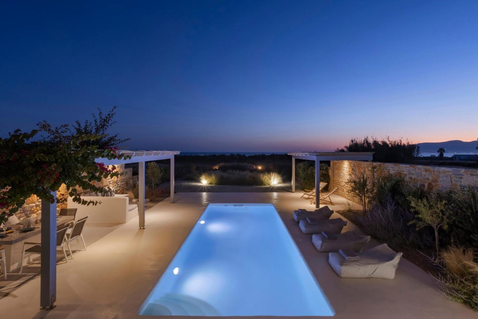 Villa Dione, Private Pool & Seaview By Naxos Dunes Kastrákion Екстериор снимка