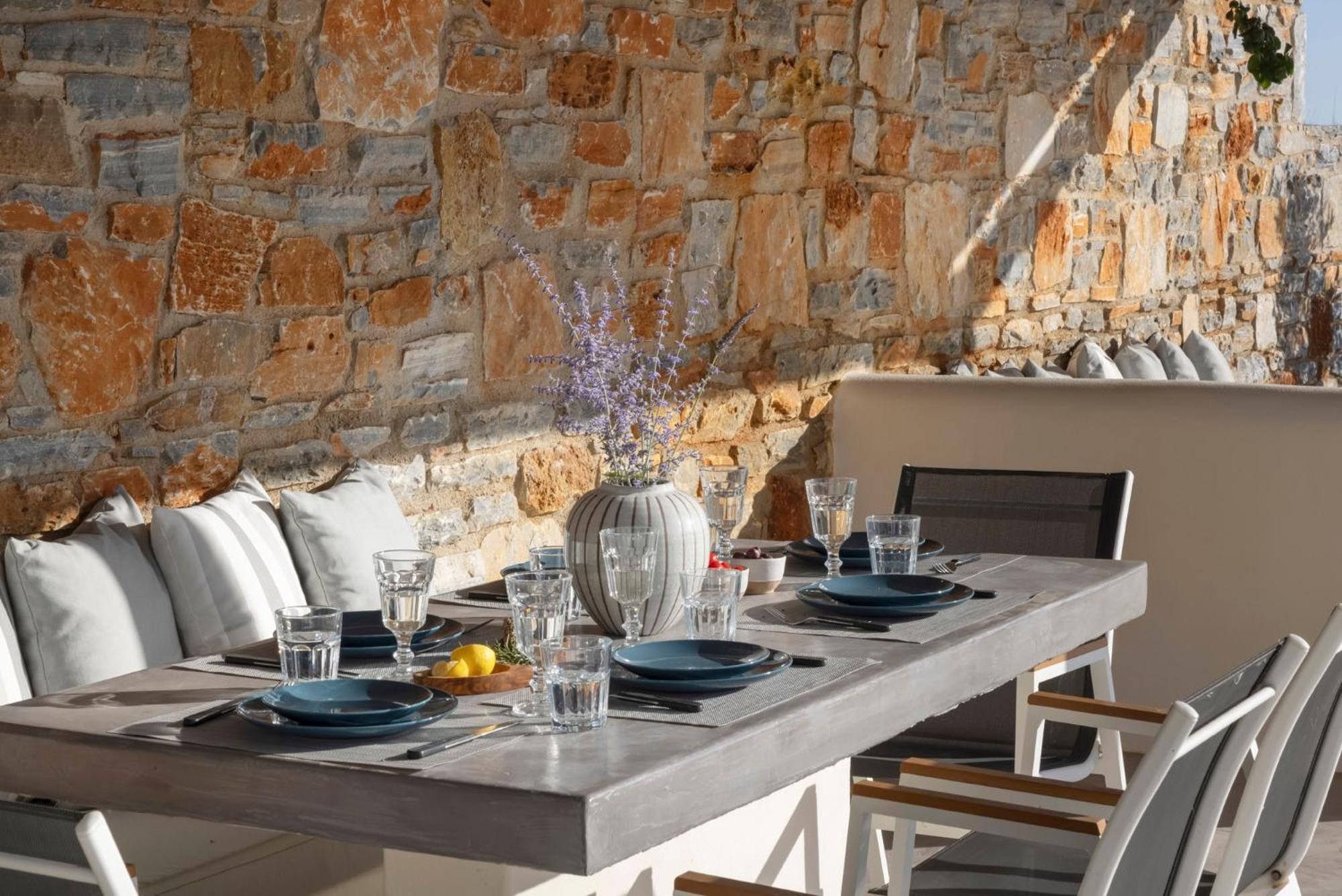 Villa Dione, Private Pool & Seaview By Naxos Dunes Kastrákion Екстериор снимка